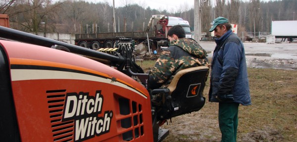 2008 год. Установка Ditch Witch 1220 Mach 1.